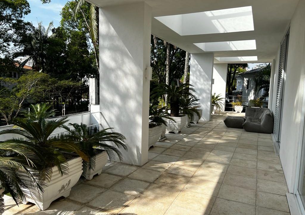 a08723bc-9926-4b01-8ea6-b09b85baa1bb