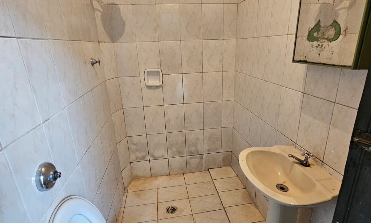 WhatsApp Image 2023-04-14 at 14.42.28 (2)