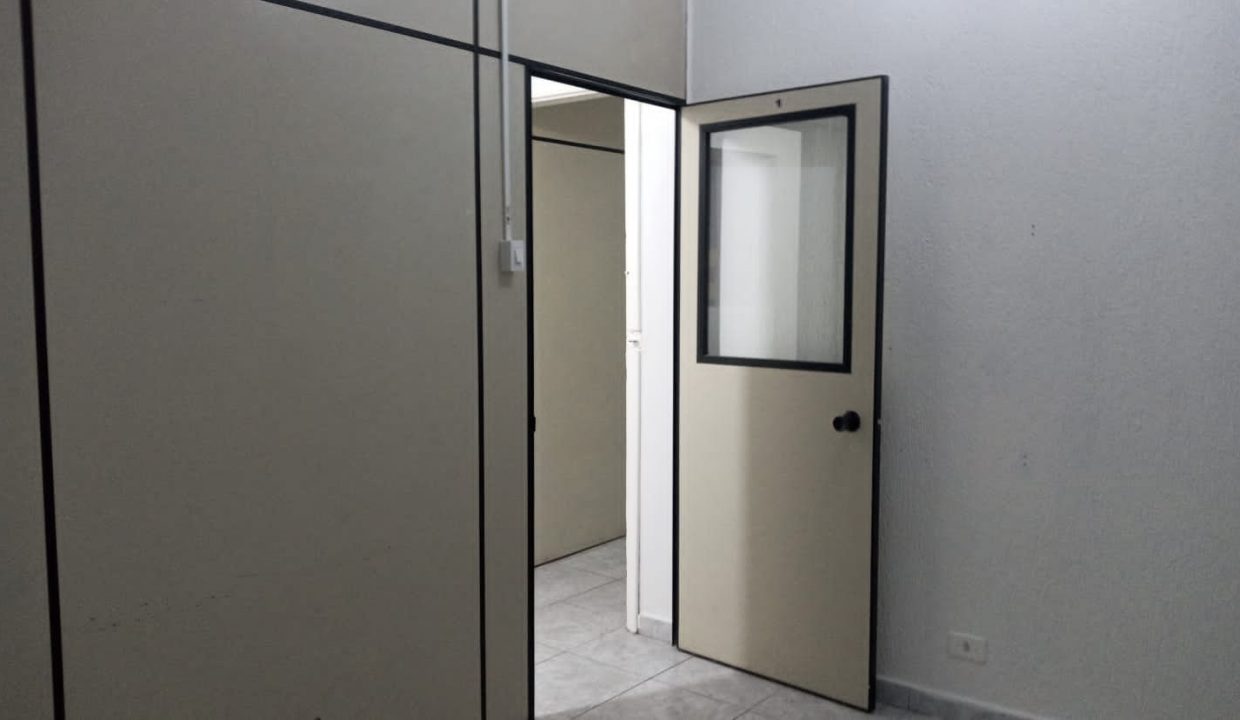 4ec582cf-cf99-465e-833b-8b4286c6aaa0