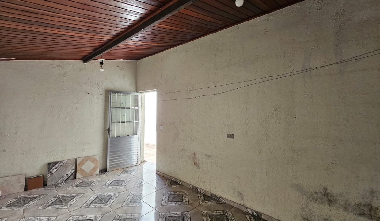 ce7209e9-1321-4ee5-b6de-ecbeb05e05b2