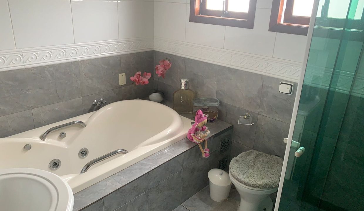 5dc4bef5-8c30-432a-baf5-9aebf5eDDD6bd82