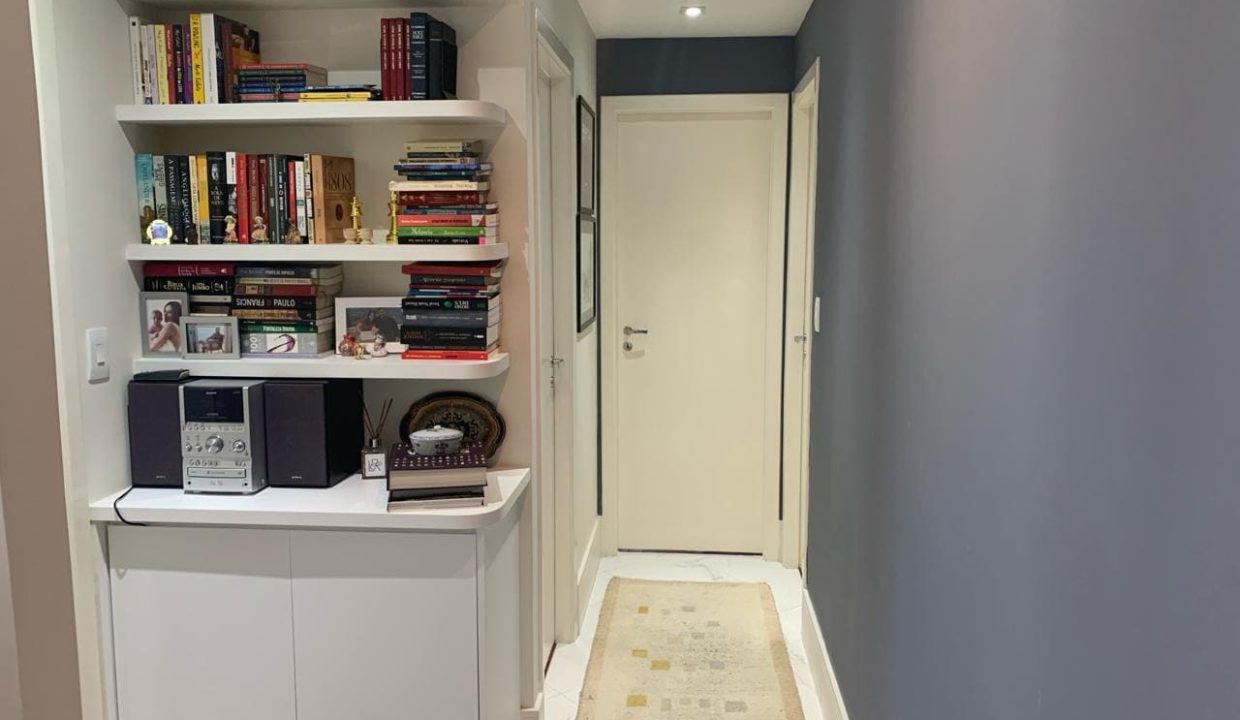 8f398cf5-0241-42a6-9d4e-f038SS152e7c9d