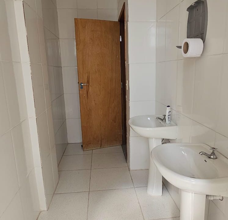 cfb55426-7f63-4149-bde7-c6de0d5736b8