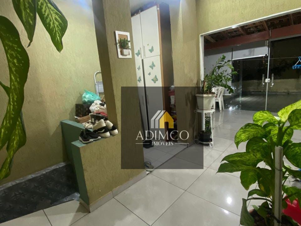 e204d8d6-98ba-45d2-a31a-551ee95a95c1