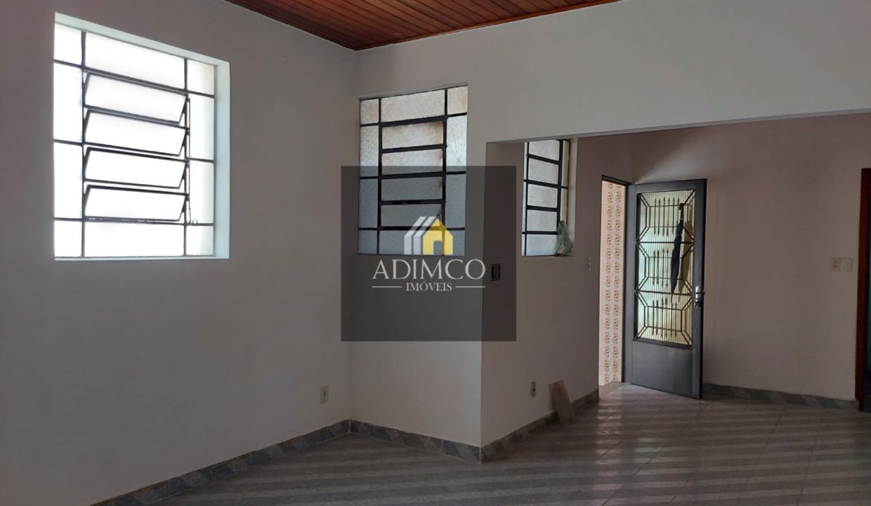 b2d12c9b-5813-45a8-993b-66c13dd68967