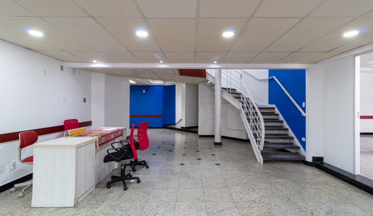 9c13e875-b6b4-4118-92dd-7419d8ec865b