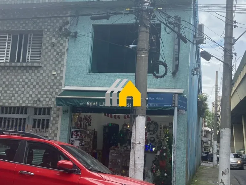 Vende Casa com Salão no Belém – Zona Leste