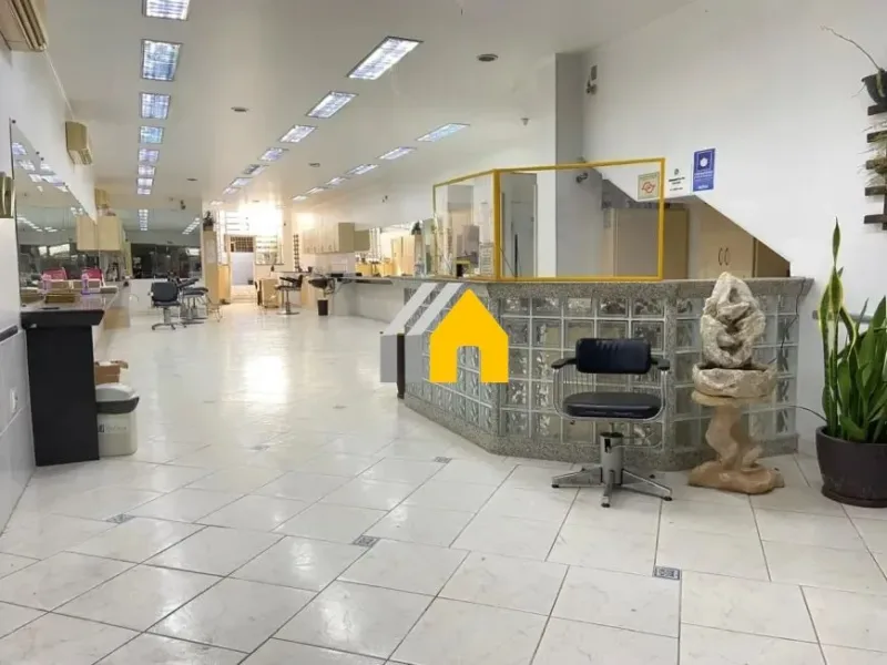Aluga-se Loja / Salão / Ponto Comercial na Vila Mariana