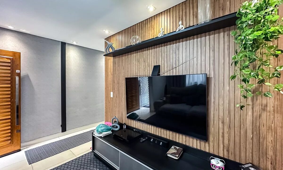 WhatsApp Image 2026-04-18 at 18.13.32 (1)