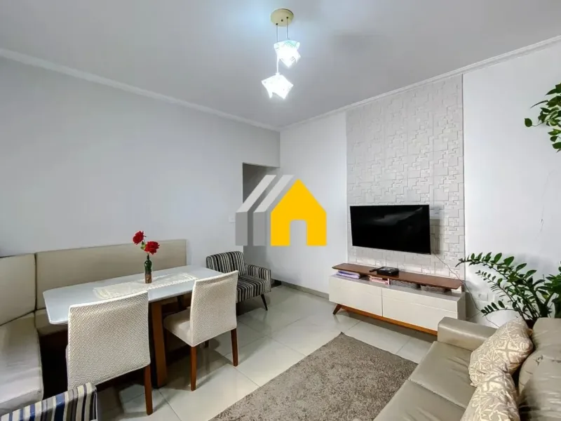 Vende-se Ótima Casa no Pari – SP