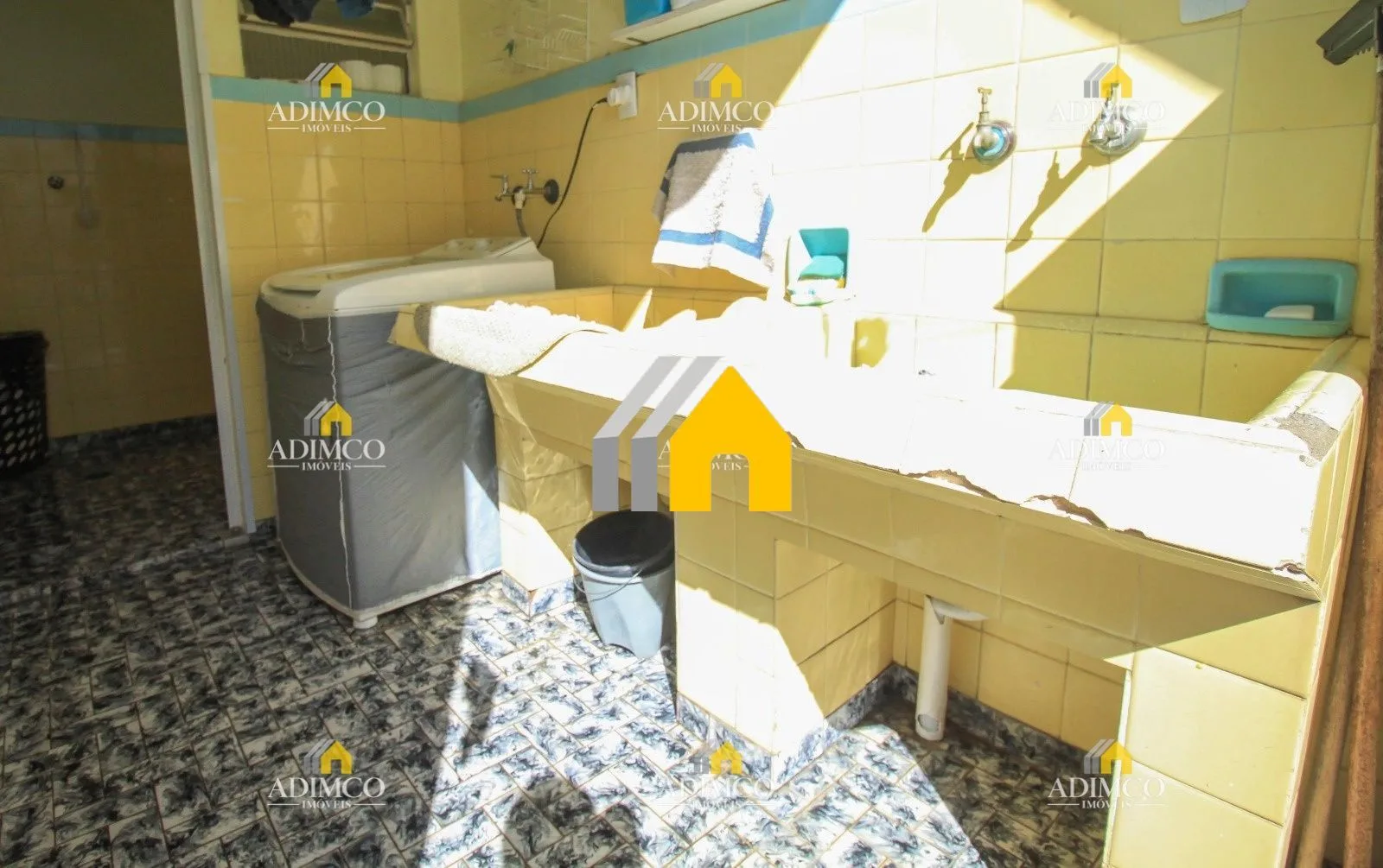 Vende ou Aluga – Casa 3 Dormitórios na Água Rasa com 157m²: foto 8 de 23