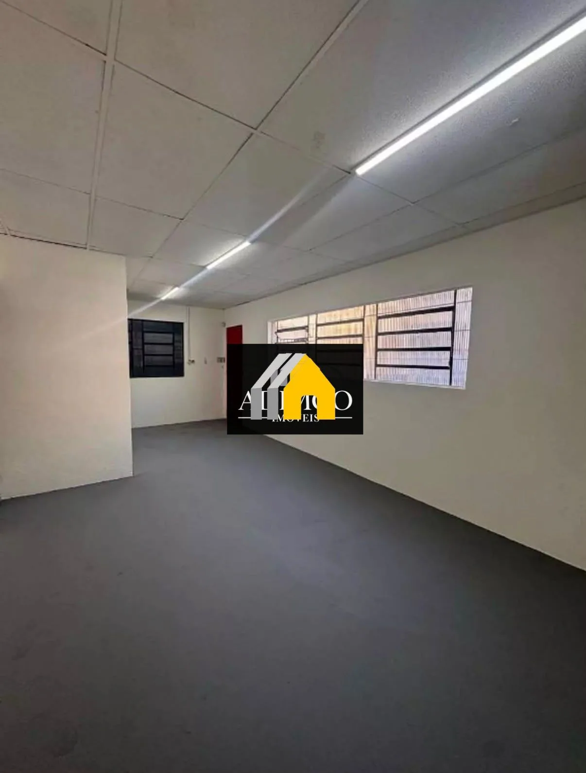 Vende ou Aluga _ Excelente Galpão no Belém – Boa Localização: foto 8 de 12