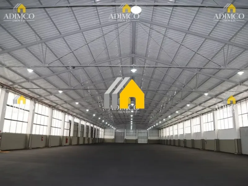 Vende Galpão 6.065m² Totalmente Reformado – Parque Novo Mundo