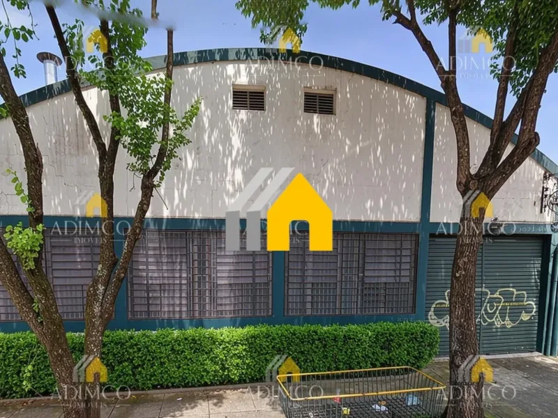 Vende ou Aluga – Galpão Comercial 750 M² com 12 Vagas na Saúde