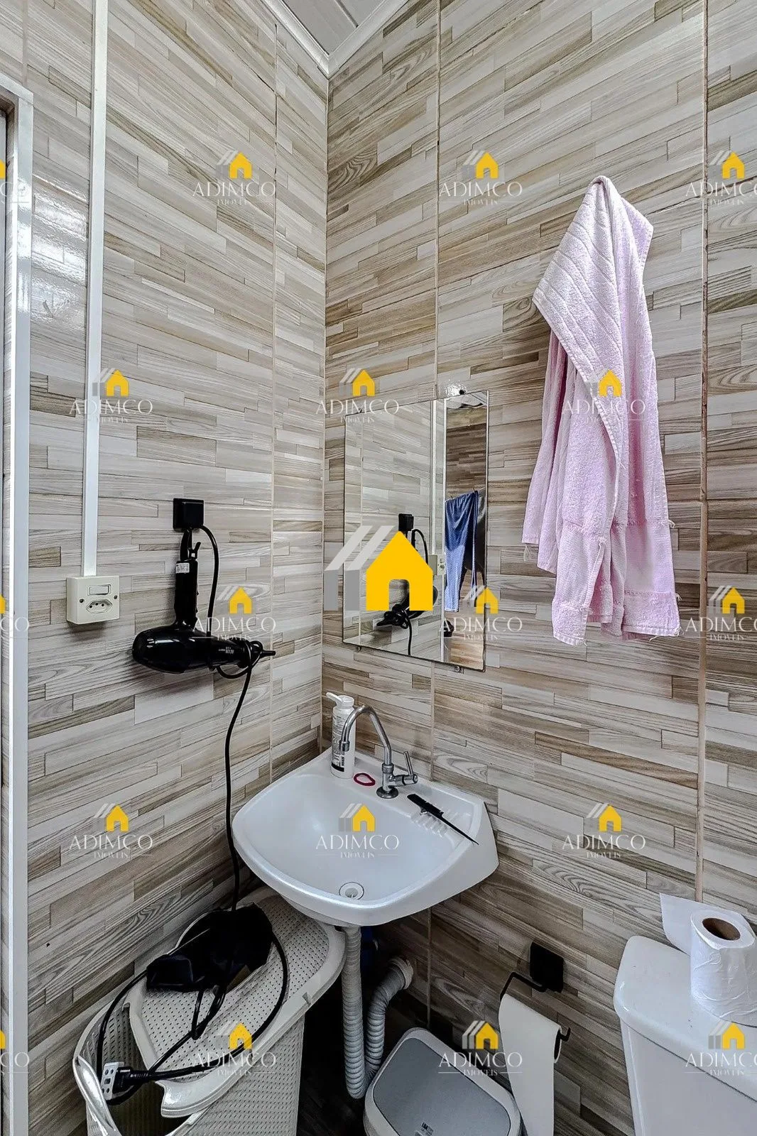 Vende _ Sobrado com 6 Dormitórios, Terreno de 180 M² – Belém: foto 17 de 30
