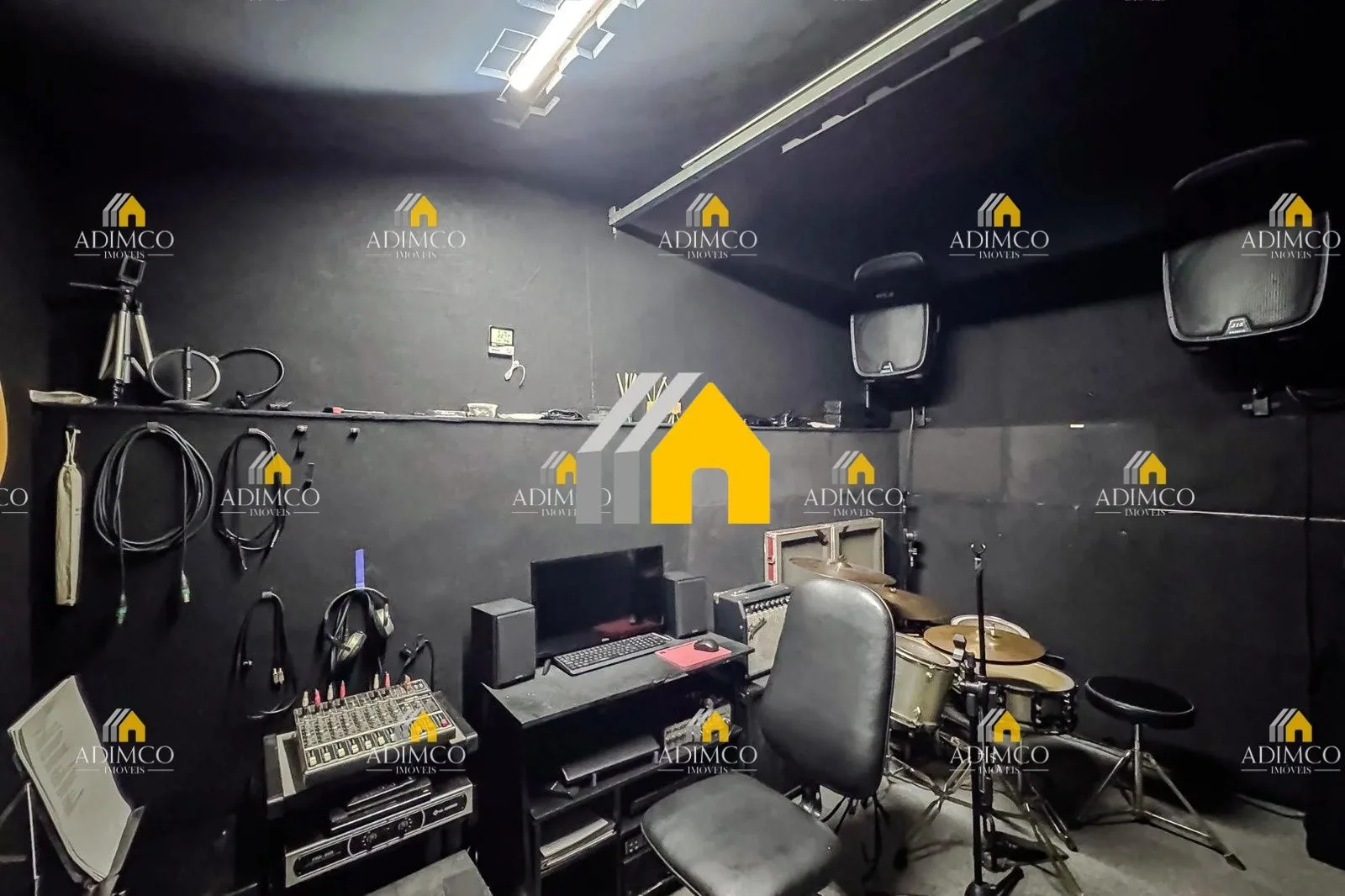 Vende _ Sobrado com 6 Dormitórios, Terreno de 180 M² – Belém: foto 20 de 30