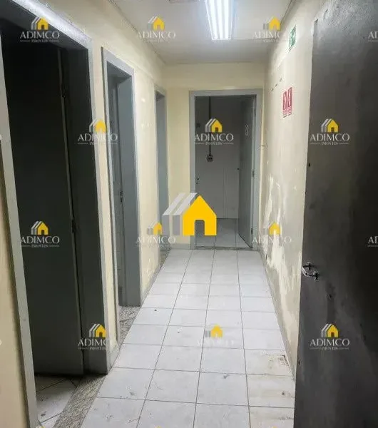 Aluga Salão Comercial 288 M² na Av. Eduardo Cotching: foto 2